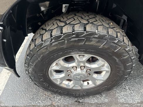 Used 2024 RAM 2500 Laramie w/ Safety Group AWD/4WD image 11