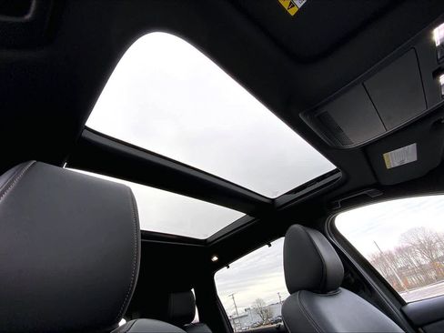 Used 2025 MAZDA CX-90 3.3 Turbo S w/ Premium Package image 14