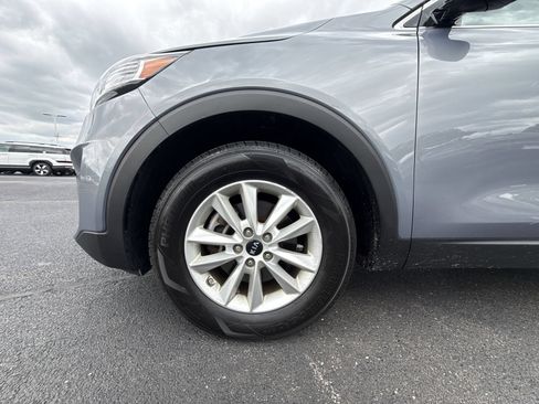Used 2019 Kia Sorento L FWD image 10