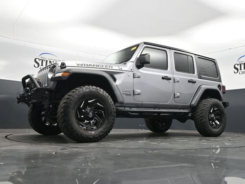 Used 2021 Jeep Wrangler Unlimited Sport AWD/4WD image 28