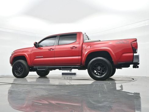 Used 2020 Toyota Tacoma SR5 image 33