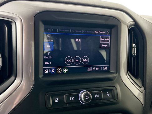 Used 2022 Chevrolet Silverado 1500 Custom image 27