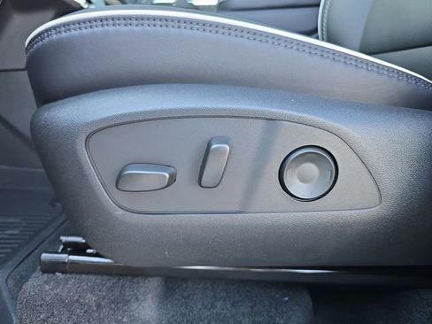 New 2026 GMC Acadia Denali w/ Super Cruise Package FWD image 19