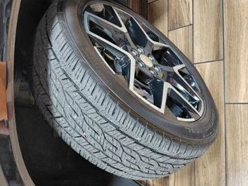 Used 2025 Chevrolet Traverse High Country w/ LPO, Floor Liner Package AWD/4WD image 53