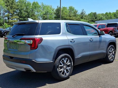 Certified 2023 GMC Acadia SLE FWD image 6
