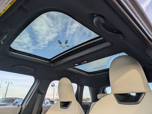 New 2026 MINI Cooper 4-Door Hardtop FWD image 15