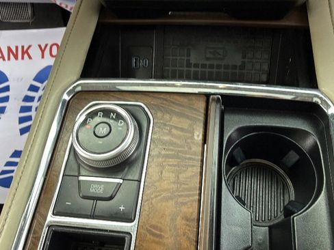 Used 2020 Ford Expedition Platinum RWD image 24