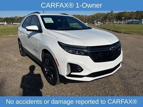 Used 2023 Chevrolet Equinox RS AWD/4WD image 2