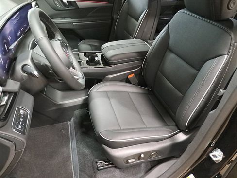 New 2026 Buick Enclave Preferred image 17