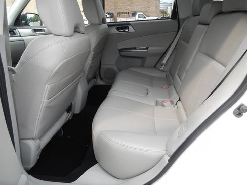 Used 2012 Subaru Forester 2.5X Limited image 31