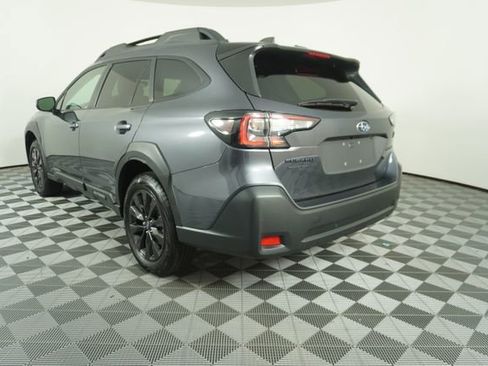Certified 2025 Subaru Outback Onyx Edition AWD/4WD image 5