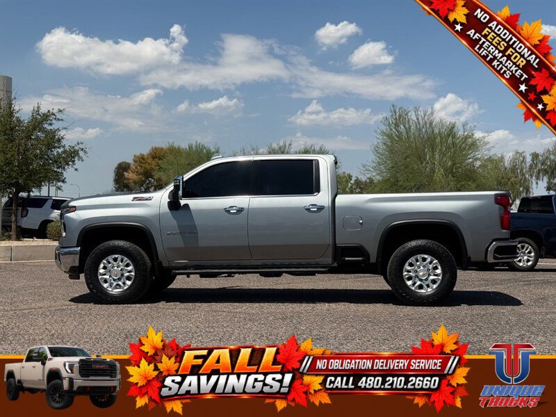 Used 2024 Chevrolet Silverado 2500 LTZ w/ LTZ Convenience Package AWD/4WD image 10