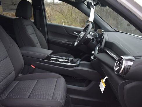 New 2026 Chevrolet Equinox LT w/ Safety and Technology Package AWD/4WD image 14