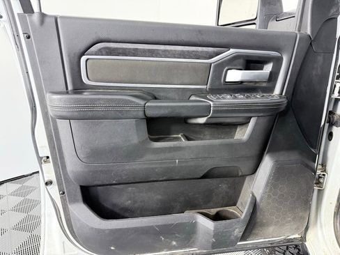 Used 2024 RAM 2500 Big Horn image 9