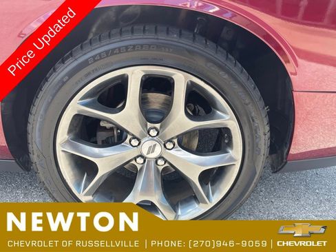 Used 2017 Dodge Challenger SXT Plus RWD image 35