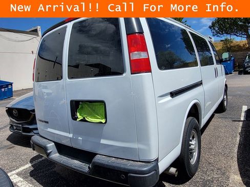 Used 2023 Chevrolet Express 3500 LS RWD image 6