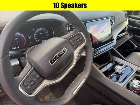 Used 2024 Jeep Wagoneer Series II w/ Convenience Group I AWD/4WD image 18