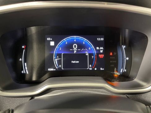 Used 2025 Toyota Corolla XSE FWD image 18