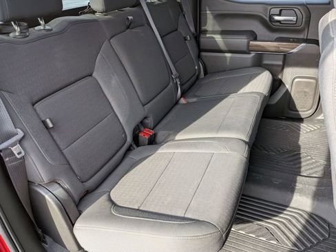 Used 2022 Chevrolet Silverado 1500 LT Trail Boss w/ LPO, Dark Essentials Package AWD/4WD image 32