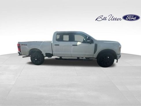 Used 2024 Ford F250 XL w/ STX Appearance Package AWD/4WD image 4