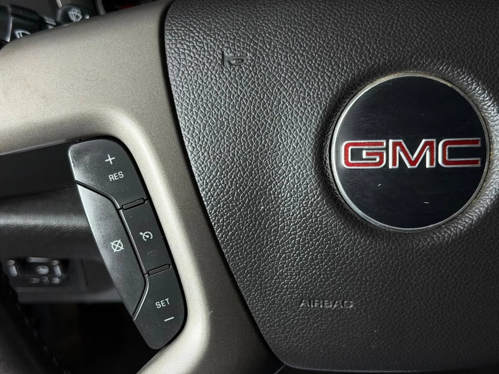 Used 2013 GMC Sierra 2500 SLE w/ SLE Preferred Package AWD/4WD image 31