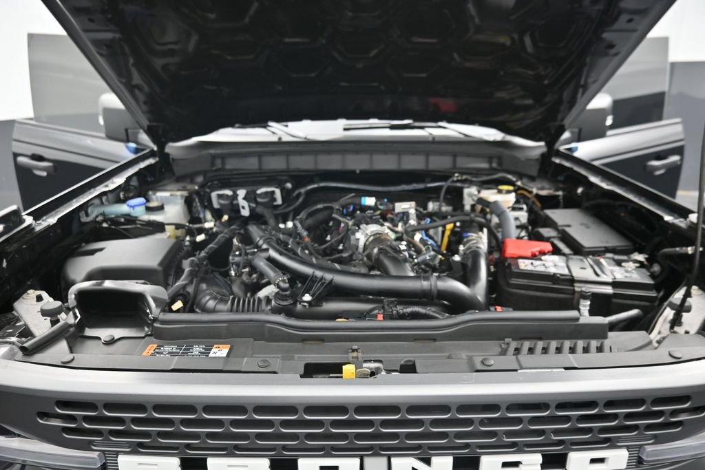 Used 2025 Ford Bronco Badlands AWD/4WD image 35