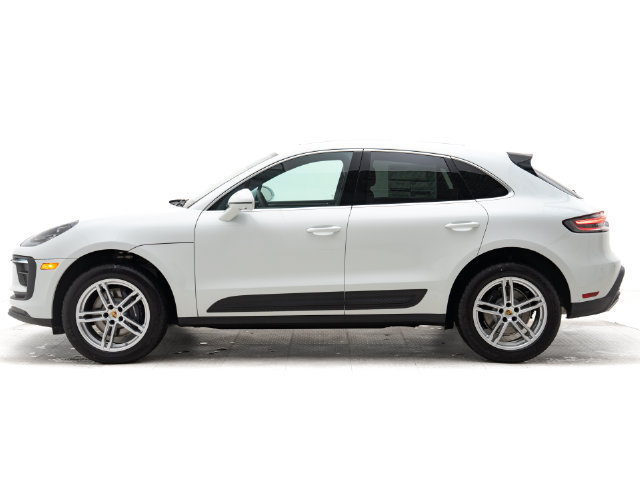 Certified 2026 Porsche Macan AWD/4WD image 2