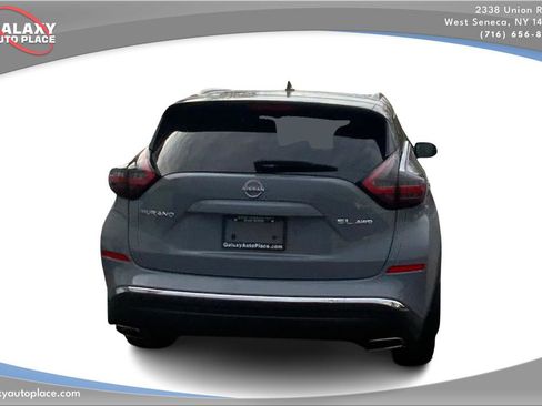 Used 2024 Nissan Murano SL image 6