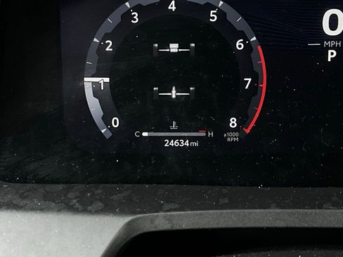 Used 2025 Toyota Tacoma TRD Off-Road image 38