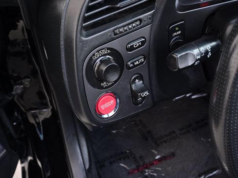 Used 2001 Honda S2000 image 25