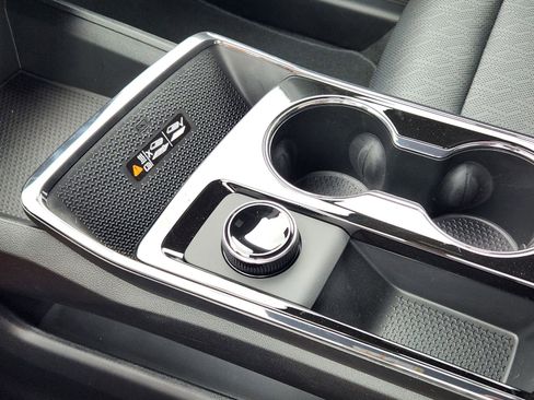 New 2026 Chevrolet Equinox RS image 11