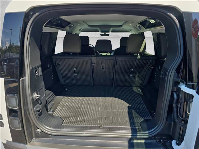 New 2026 Land Rover Defender 110 S AWD/4WD image 12