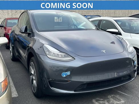 Used 2021 Tesla Model Y 2WD image 1