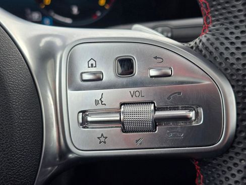 Used 2023 Mercedes-Benz GLB 250 4MATIC w/ AMG Line image 43