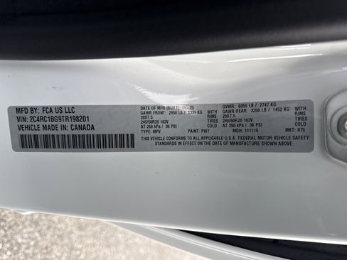 New 2026 Chrysler Pacifica Select w/ S Appearance Package image 33