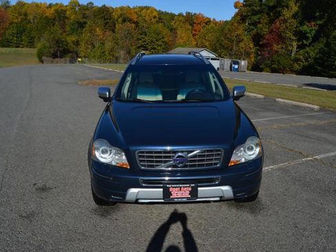 Used 2014 Volvo XC90 3.2 w/ Climate Package image 10