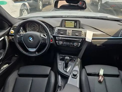 Used 2017 BMW 330i Sedan RWD image 3