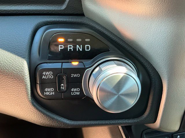 Used 2019 RAM 1500 Laramie AWD/4WD image 39