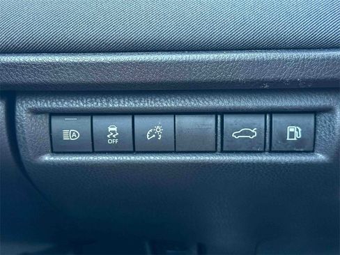 Certified 2025 Toyota Camry LE image 33