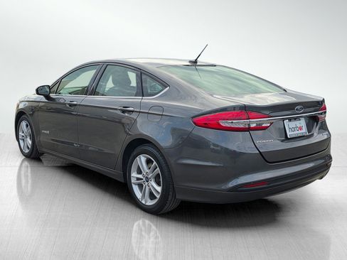 Used 2018 Ford Fusion S image 5
