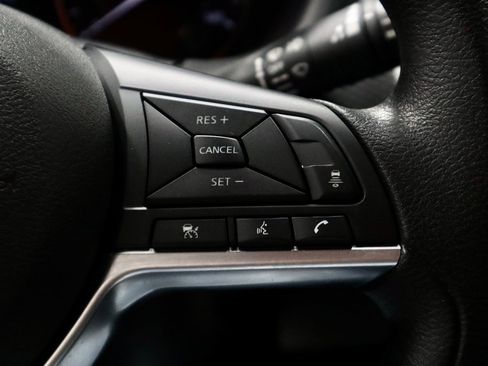 Certified 2024 Nissan Kicks SV image 30