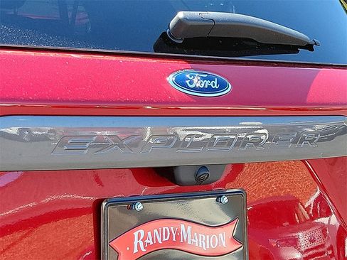 New 2024 Ford Explorer XLT w/ Equipment Group 202A image 12