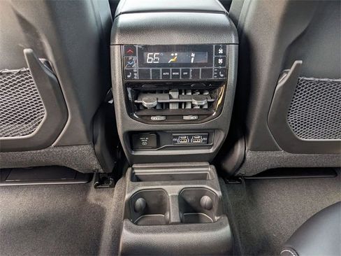 New 2025 Jeep Grand Cherokee L Limited image 12