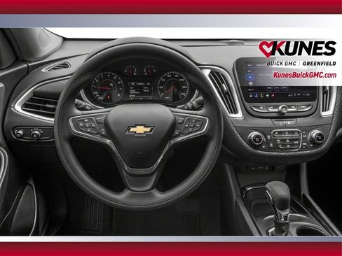 Used 2023 Chevrolet Malibu LT w/ Driver Confidence Package FWD image 9