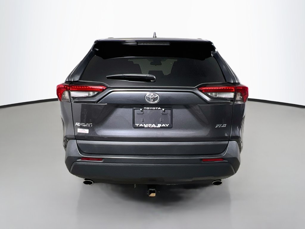 Used 2024 Toyota RAV4 XLE w/ Convenience Package FWD image 4