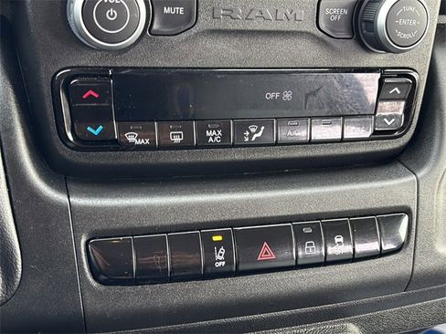 Used 2023 RAM ProMaster 3500 w/ Premium Convenience Group (B) image 32