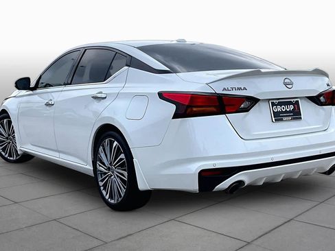 Certified 2024 Nissan Altima 2.5 SL FWD image 12