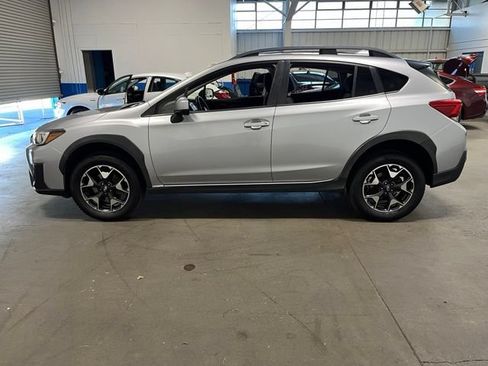 Used 2019 Subaru Crosstrek 2.0i Premium w/ Moonroof Package AWD/4WD image 6