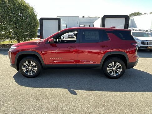 New 2026 Chevrolet Equinox LT image 8