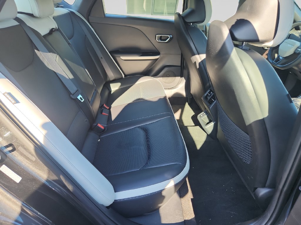 Certified 2025 Kia K4 GT-Line Turbo FWD image 18